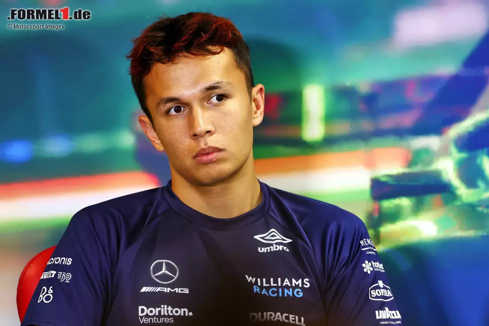 Alex Albon: "Ich kenne ihn vielleicht nicht so gut wie die Älteren unter uns. Er ist einer der wenigen mehrmaligen Weltmeister, und das hat Gründe. Seb ist auf und neben der Strecke voll auf zack. Und was er außerhalb der Formel 1 tut, ist ebenfalls beeindruckend und inspirierend." Foto zur News: Alex Albon: "Ich kenne ihn vielleicht nicht so gut wie die Älteren unter uns. Er ist einer der wenigen mehrmaligen Weltmeister, und das hat Gründe. Seb ist auf und neben der Strecke voll auf zack. Und was er außerhalb der Formel 1 tut, ist ebenfalls beeindruckend und inspirierend."