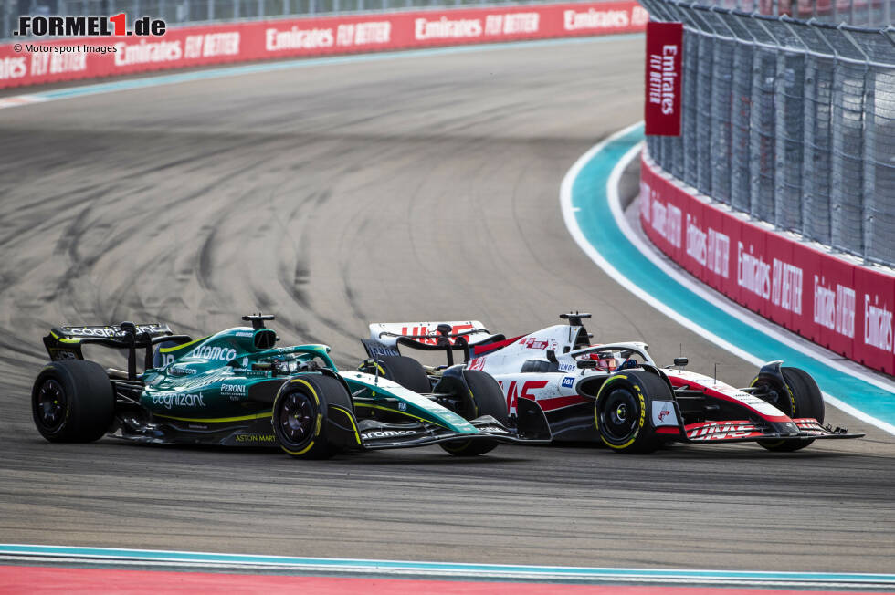 Kevin Magnussen (4): Das Q1-Aus lasten wir ihm gar nicht an, weil er da keinen Funk hatte und im Blindflug unterwegs war. Das Rennen lief dann aber auch nicht fehlerfrei und spätestens nach seiner Strafe für die Berührung mit Stroll konnte es dann keine 3 mehr werden. Ein gebrauchtes Wochenende für Haas. Kevin Magnussen (4): Das Q1-Aus lasten wir ihm gar nicht an, weil er da keinen Funk hatte und im Blindflug unterwegs war. Das Rennen lief dann aber auch nicht fehlerfrei und spätestens nach seiner Strafe für die Berührung mit Stroll konnte es dann keine 3 mehr werden. Ein gebrauchtes Wochenende für Haas.