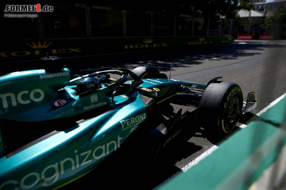 Lance Stroll (5): Für die Redaktion der schlechteste Fahrer an diesem Wochenende. Sogar eine 6 stand zur Diskussion. Im Vergleich zu Vettel viel zu langsam, dazu die beiden Abflüge im Qualifying als "Höhepunkt" seiner Leistung. Die Mehrheit war am Ende dafür, ihm noch die etwas gnädige 5 zu geben. Lance Stroll (5): Für die Redaktion der schlechteste Fahrer an diesem Wochenende. Sogar eine 6 stand zur Diskussion. Im Vergleich zu Vettel viel zu langsam, dazu die beiden Abflüge im Qualifying als "Höhepunkt" seiner Leistung. Die Mehrheit war am Ende dafür, ihm noch die etwas gnädige 5 zu geben.
