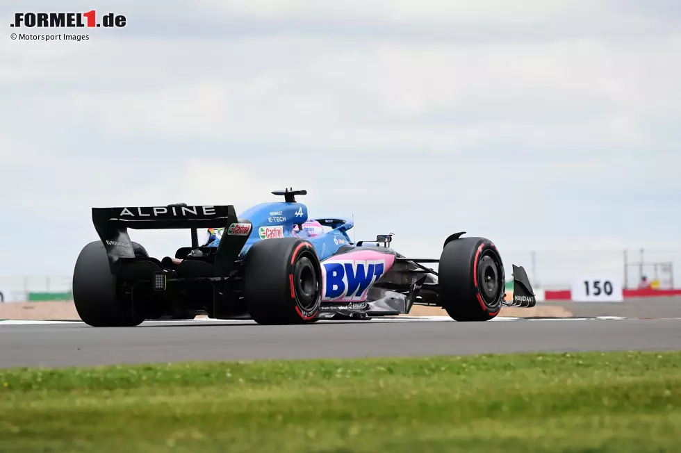Fernando Alonso (2): Zum fünften Mal in Folge in den Punkten und mit P5 zudem das beste Alpine-Ergebnis in diesem Jahr geholt. Viel mehr war wohl nicht drin. Für eine 1 fehlte uns am Ende allerdings das "gewisse Extra", das wir in so einem Fall immer fordern. Foto zur News: Fernando Alonso (2): Zum fünften Mal in Folge in den Punkten und mit P5 zudem das beste Alpine-Ergebnis in diesem Jahr geholt. Viel mehr war wohl nicht drin. Für eine 1 fehlte uns am Ende allerdings das "gewisse Extra", das wir in so einem Fall immer fordern.