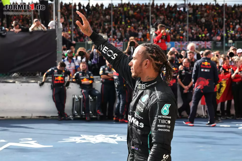 Lewis Hamilton (2): Zwei Redakteure hätten Hamilton - mit leichten Abzügen - eine 1 gegeben, weil er das Rennen ohne Safety-Car womöglich gewonnen hätte. Der Mehrheit war allerdings der letzte Stint nach dem Neustart zu schlecht. Da ließ er sich unter anderem von Perez zu schnell überholen. Foto zur News: Lewis Hamilton (2): Zwei Redakteure hätten Hamilton - mit leichten Abzügen - eine 1 gegeben, weil er das Rennen ohne Safety-Car womöglich gewonnen hätte. Der Mehrheit war allerdings der letzte Stint nach dem Neustart zu schlecht. Da ließ er sich unter anderem von Perez zu schnell überholen.