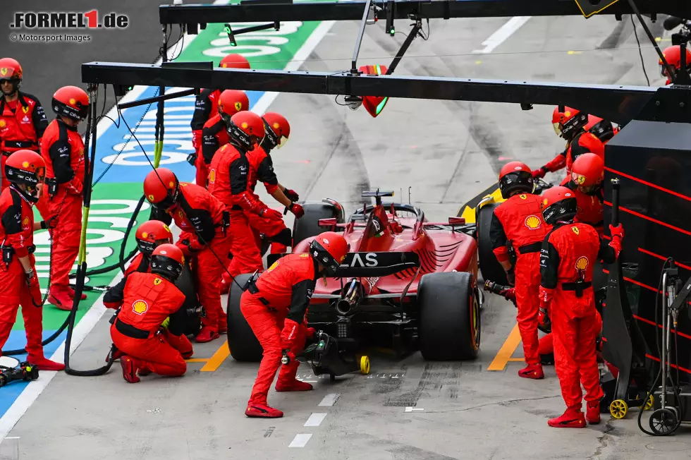 Charles Leclerc (2): Wieder einmal ein Opfer der Ferrari-Strategie. P6 spiegelt nicht seinen eigentlich Speed wieder. Eine 1 können wir aber auch nicht geben, weil unter anderem das Qualifying mit P3 dazu zu schlecht war. Auf den harten Reifen komplett chancenlos, damit war sein Rennen gelaufen. Foto zur News: Charles Leclerc (2): Wieder einmal ein Opfer der Ferrari-Strategie. P6 spiegelt nicht seinen eigentlich Speed wieder. Eine 1 können wir aber auch nicht geben, weil unter anderem das Qualifying mit P3 dazu zu schlecht war. Auf den harten Reifen komplett chancenlos, damit war sein Rennen gelaufen.
