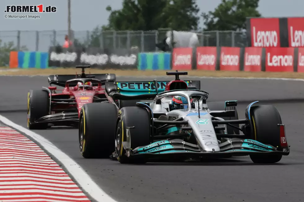 George Russell (1): Bei ihm ist der "besondere Moment" die unerwartete Poleposition am Samstag. Im Rennen dann im ersten Stint gut gegen die Ferraris verteidigt. Einen kleinen Abzug gibt es dafür, dass er hinter dem Teamkollegen gelandet ist. Aber selbst damit reicht es nach einem starken Wochenende noch zur 1. Foto zur News: George Russell (1): Bei ihm ist der "besondere Moment" die unerwartete Poleposition am Samstag. Im Rennen dann im ersten Stint gut gegen die Ferraris verteidigt. Einen kleinen Abzug gibt es dafür, dass er hinter dem Teamkollegen gelandet ist. Aber selbst damit reicht es nach einem starken Wochenende noch zur 1.