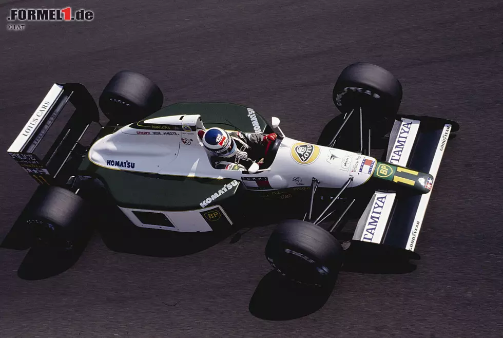 Platz 6: Mika Häkkinen (112 Rennen) - Apropos "Schumi": Dessen großer Rivale der späten 1990er-Jahre braucht bis zum ersten seiner zwei WM-Titel mehr als 100 Rennen. Häkkinen kommt 1991 als großes Talent mit Lotus in die Formel 1, muss aber alleine bis zu seinem ersten Sieg beim Saisonfinale 1997 eine gefühlte Ewigkeit warten. Foto zur News: Platz 6: Mika Häkkinen (112 Rennen) - Apropos "Schumi": Dessen großer Rivale der späten 1990er-Jahre braucht bis zum ersten seiner zwei WM-Titel mehr als 100 Rennen. Häkkinen kommt 1991 als großes Talent mit Lotus in die Formel 1, muss aber alleine bis zu seinem ersten Sieg beim Saisonfinale 1997 eine gefühlte Ewigkeit warten.