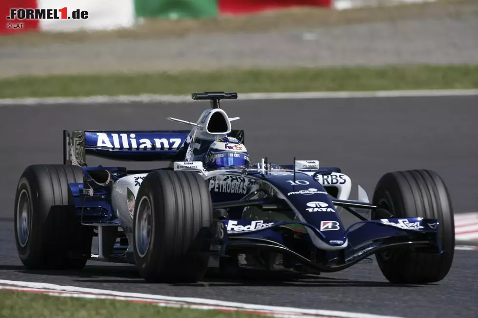 Platz 1: Nico Rosberg (206 Rennen) - Im Vergleich zu Mansell braucht der Deutsche zwar "nur" elf Saisons für seinen ersten WM-Titel. Weil die Saisons zu seiner Zeit allerdings länger als in den 80ern und 90ern sind, ist Rosberg der einzige Formel-1-Weltmeister, der bis zum ersten Titelgewinn mehr als 200 Rennen fahren muss. Foto zur News: Platz 1: Nico Rosberg (206 Rennen) - Im Vergleich zu Mansell braucht der Deutsche zwar "nur" elf Saisons für seinen ersten WM-Titel. Weil die Saisons zu seiner Zeit allerdings länger als in den 80ern und 90ern sind, ist Rosberg der einzige Formel-1-Weltmeister, der bis zum ersten Titelgewinn mehr als 200 Rennen fahren muss.