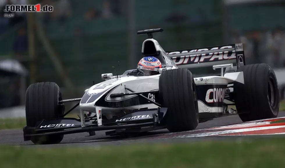 Platz 3: Jenson Button (169 Rennen) - Lediglich einen einzigen Sieg holt der Brite in seinen ersten neun Formel-1-Jahren zwischen 2000 und 2008. Im Winter vor der Saison 2009 scheint seine Karriere bereits beendet zu sein, als das Honda-Werksteam den Stecker zieht und Button ohne Cockpit dasteht. Foto zur News: Platz 3: Jenson Button (169 Rennen) - Lediglich einen einzigen Sieg holt der Brite in seinen ersten neun Formel-1-Jahren zwischen 2000 und 2008. Im Winter vor der Saison 2009 scheint seine Karriere bereits beendet zu sein, als das Honda-Werksteam den Stecker zieht und Button ohne Cockpit dasteht.