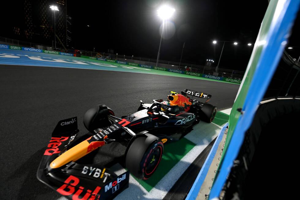 Foto zur News: Platz 1: Sergio Perez (216 Rennen - Saudi-Arabien 2022)