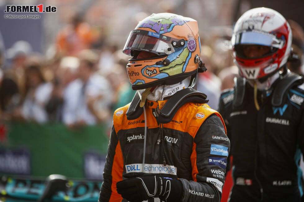 Daniel Ricciardo (5): Viele Fans stellen sich zurecht die Frage, was in den vergangenen Monaten mit "Danny Ric" passiert ist. Aktuell nur noch ein Schatten seiner selbst. Wir leiden mit, aber Sympathie alleine reicht nicht für eine gute Note. Fakt ist, dass am Sonntag nur Latifi noch langsamer war - während der Teamkollege punktete ... Daniel Ricciardo (5): Viele Fans stellen sich zurecht die Frage, was in den vergangenen Monaten mit "Danny Ric" passiert ist. Aktuell nur noch ein Schatten seiner selbst. Wir leiden mit, aber Sympathie alleine reicht nicht für eine gute Note. Fakt ist, dass am Sonntag nur Latifi noch langsamer war - während der Teamkollege punktete ...