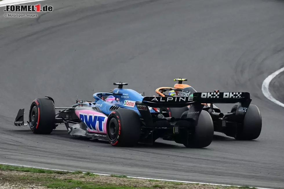 Fernando Alonso (2): Im Qualifying überraschend in Q2 raus - laut eigener Aussage, weil er Verkehr hatte. Bügelte das im Rennen mit einer tollen Aufholjagd von P13 auf P6 und einigen Überholmanövern aber wieder aus. Am Ende "Best of the Rest", weshalb ein Redakteur sogar die Bestnote gegeben hätte. Foto zur News: Fernando Alonso (2): Im Qualifying überraschend in Q2 raus - laut eigener Aussage, weil er Verkehr hatte. Bügelte das im Rennen mit einer tollen Aufholjagd von P13 auf P6 und einigen Überholmanövern aber wieder aus. Am Ende "Best of the Rest", weshalb ein Redakteur sogar die Bestnote gegeben hätte.
