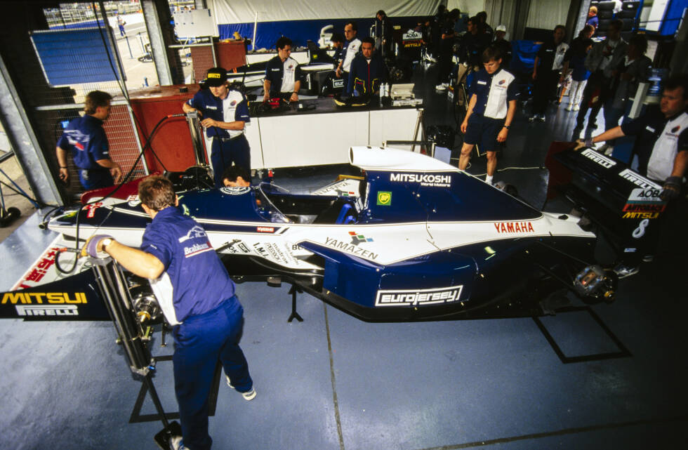 Foto zur News: Drei Siege holt Piquet für Brabham unter dem damaligen Besitzer Bernie Ecclestone in den folgenden zwei Jahren noch, danach kehrt man nie wieder auf die oberste Stufe des Podiums zurück. Die Saison 1988 lässt man ganz aus, es folgen mehrere Besitzerwechsel, man verpasst regelmäßig die Qualifikation und Mitte 1992 ist endgültig Feierabend.