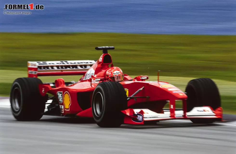 2000: Als leitender Aerodynamiker an der Rennstrecke wechselt James Allison zu Ferrari. Er kommt genau richtig: Ferrari beginnt mit Michael Schumacher, den Allison von Benetton kennt, eine bis dahin nicht gekannte Erfolgsserie. Schumacher und Ferrari gewinnen mit dem F1-2000 beide Titel. Foto zur News: 2000: Als leitender Aerodynamiker an der Rennstrecke wechselt James Allison zu Ferrari. Er kommt genau richtig: Ferrari beginnt mit Michael Schumacher, den Allison von Benetton kennt, eine bis dahin nicht gekannte Erfolgsserie. Schumacher und Ferrari gewinnen mit dem F1-2000 beide Titel.