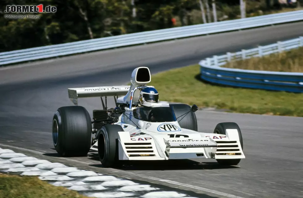 Brabham BT42: Carlos Reutemann (Argentinien), Wilson Fittipaldi (Brasilien), und teilweise John Watson, Andrea de Adamich (Italien) sowie Rolf Stommelen (Deutschland) Foto zur News: Brabham BT42: Carlos Reutemann (Argentinien), Wilson Fittipaldi (Brasilien), und teilweise John Watson, Andrea de Adamich (Italien) sowie Rolf Stommelen (Deutschland)