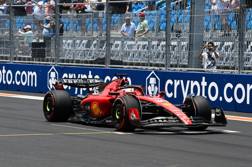 Foto zur News: Ferrari 2023: Charles Leclerc, Carlos Sainz
