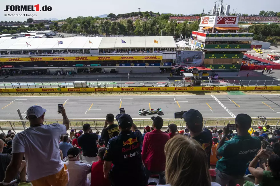 ... in einer Woche gibt es für Stroll und seine 19 Formel-1-Kollegen eine neue Chance. Dann beim Spanien-Grand-Prix 2023 in Barcelona, dem siebten Grand Prix des Jahres. Foto zur News: ... in einer Woche gibt es für Stroll und seine 19 Formel-1-Kollegen eine neue Chance. Dann beim Spanien-Grand-Prix 2023 in Barcelona, dem siebten Grand Prix des Jahres.