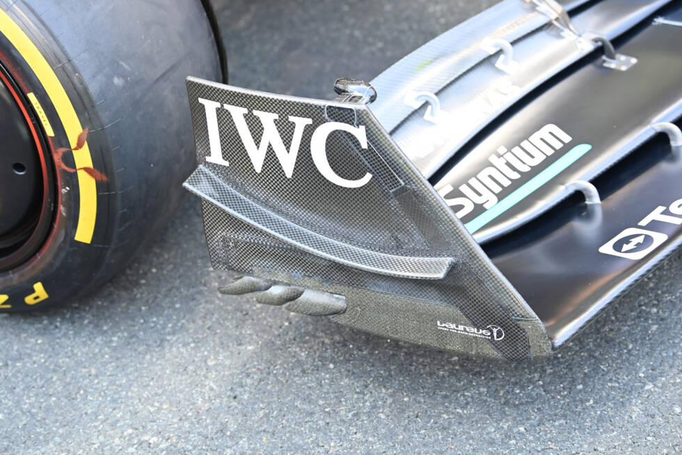 Foto zur News: Mercedes W14: Frontflügel-Endplatte