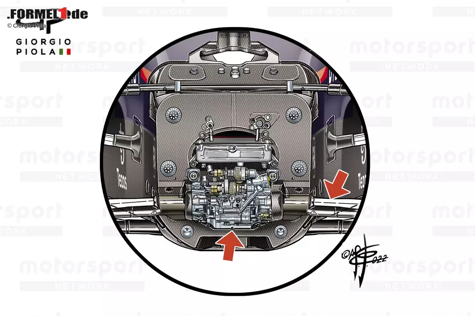 Foto zur News: Das überarbeitete Aufhängungslayout sah auch vor, dass die Lenkung wieder an einer traditionelleren Stelle untergebracht wurde als beim RB16 und RB16B. Dies führte dazu, dass sie weiter hinten im Chassis untergebracht wurde.