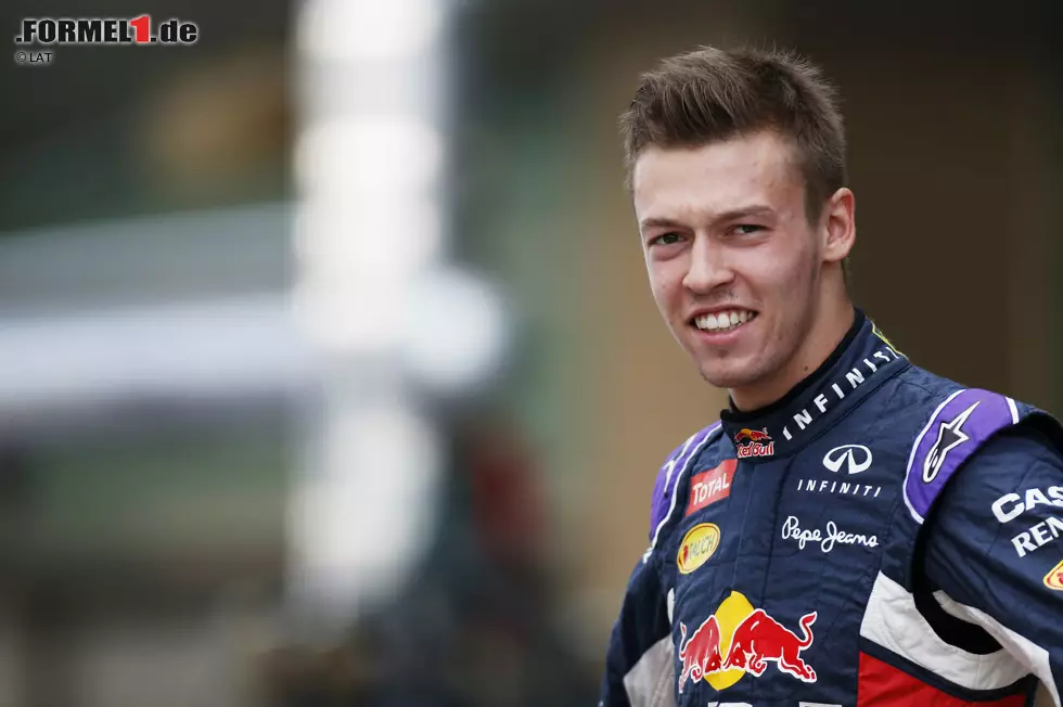 #7 Daniil Kwjat: Der Russe hat das schwere Erbe, Sebastian Vettel bei den Bullen ersetzen zu müssen. Das macht er in seinem ersten Jahr sogar ganz ordentlich und schlägt am Saisonende Teamkollege Daniel Ricciardo nach Punkten. 2016 wird er jedoch nach nur vier Rennen degradiert - sein Nachfolger gewinnt auf Anhieb. Foto zur News: #7 Daniil Kwjat: Der Russe hat das schwere Erbe, Sebastian Vettel bei den Bullen ersetzen zu müssen. Das macht er in seinem ersten Jahr sogar ganz ordentlich und schlägt am Saisonende Teamkollege Daniel Ricciardo nach Punkten. 2016 wird er jedoch nach nur vier Rennen degradiert - sein Nachfolger gewinnt auf Anhieb.