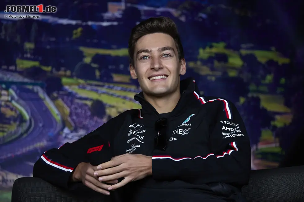 George Russell (Großbritannien) wurde von Mercedes ebenfalls erst einmal nur bis Ende 2026 bestätigt. Auch bei ihm könnten die Karten danach neu gemischt werden. Foto zur News: George Russell (Großbritannien) wurde von Mercedes ebenfalls erst einmal nur bis Ende 2026 bestätigt. Auch bei ihm könnten die Karten danach neu gemischt werden.