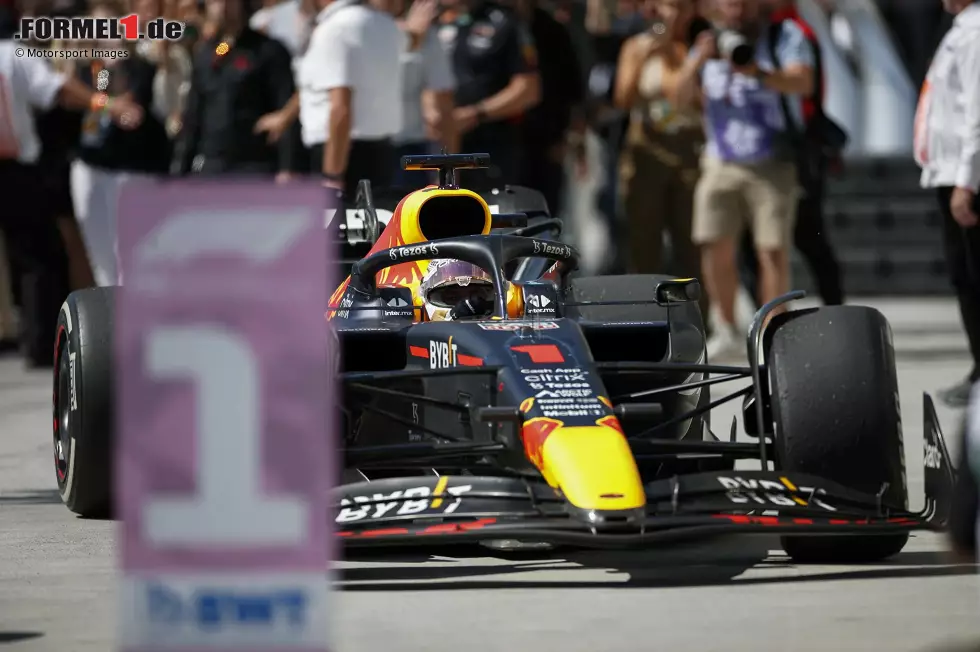 Foto zur News: 2022: Red Bull RB18