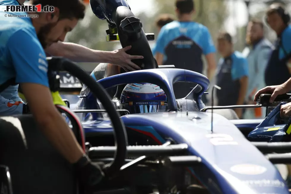 Foto zur News: Logan Sargeant (5): Wieder klar langsamer als Albon, obwohl der ihm im Qualifying in Q2 sogar Windschatten gab. Trotzdem versemmelte Sargeant die Runde. Im Rennen dann um Punkte gekämpft, dort aber mit Bottas kollidiert und bestraft. Die Luft für 2024 wird immer dünner ...