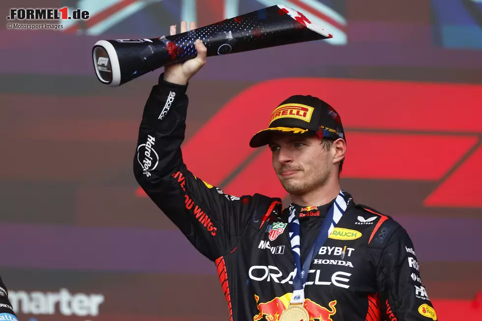 Max Verstappen (2): Auch er kriegt keine Eins. Denn der Schnitzer im Qualifying am Freitag hätte nicht sein müssen. Damit hat er sich das Leben selbst schwer gemacht. Die Bremsprobleme hat er gut gemeistert, aber für die Bestnote hätte er besser keinen Tracklimits-Verstoß gemacht ... Foto zur News: Max Verstappen (2): Auch er kriegt keine Eins. Denn der Schnitzer im Qualifying am Freitag hätte nicht sein müssen. Damit hat er sich das Leben selbst schwer gemacht. Die Bremsprobleme hat er gut gemeistert, aber für die Bestnote hätte er besser keinen Tracklimits-Verstoß gemacht ...