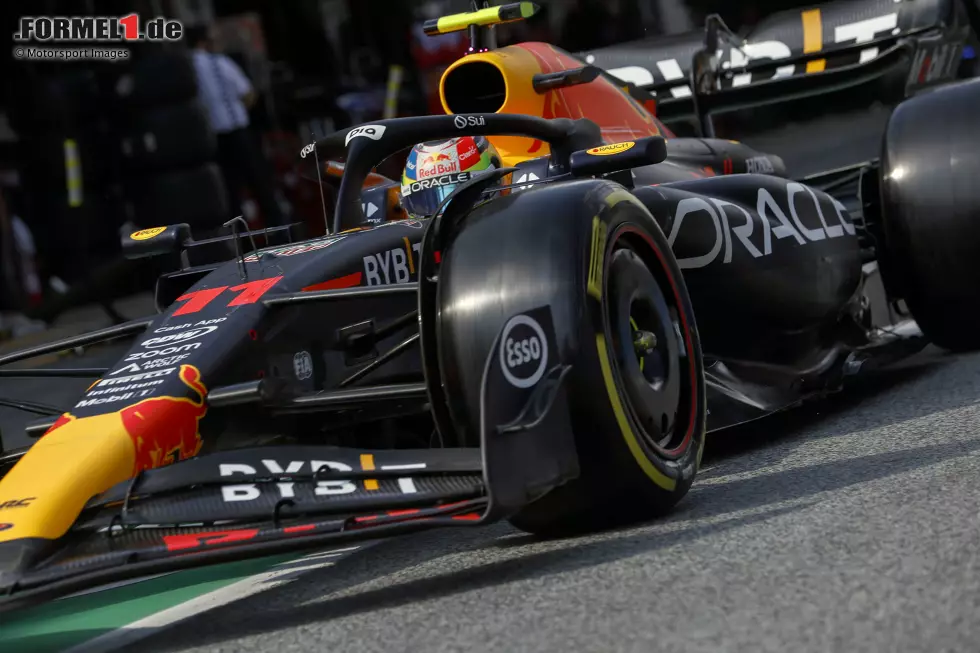 Sergio Perez (4): Nach Monaco schon wieder ein Wochenende zum Vergessen. Im Qualifying im mit Abstand schnellsten Auto in Q2 ausgeschieden, das geht gar nicht. Beim Start dann etwas zu zurückhaltend, sodass er den Anschluss an Russell und letztendlich einen Podestplatz verlor. Das Thema WM-Titel dürfte sich erledigt haben. Foto zur News: Sergio Perez (4): Nach Monaco schon wieder ein Wochenende zum Vergessen. Im Qualifying im mit Abstand schnellsten Auto in Q2 ausgeschieden, das geht gar nicht. Beim Start dann etwas zu zurückhaltend, sodass er den Anschluss an Russell und letztendlich einen Podestplatz verlor. Das Thema WM-Titel dürfte sich erledigt haben.