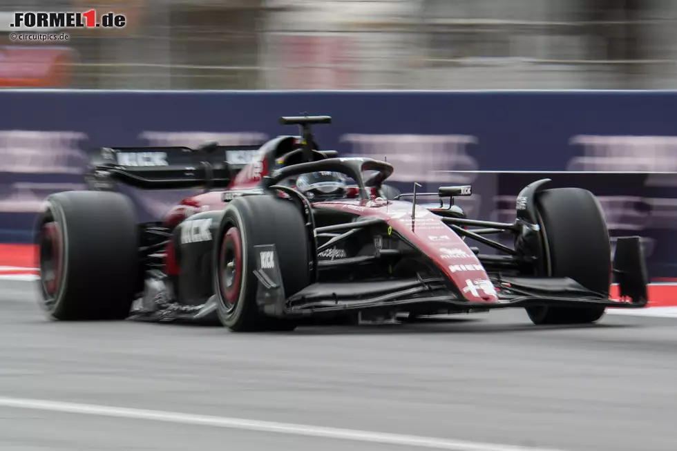 Foto zur News: Valtteri Bottas (5): Im Qualifying raus in Q1, während Zhou den Alfa Romeo auf P13 stellte. Im Rennen Vorletzter, laut eigener Aussage war das Auto kaputt. Das lässt die Mehrheit der Redaktion aber nicht aus Entschuldigung für das insgesamt schwache Wochenende durchgehen.