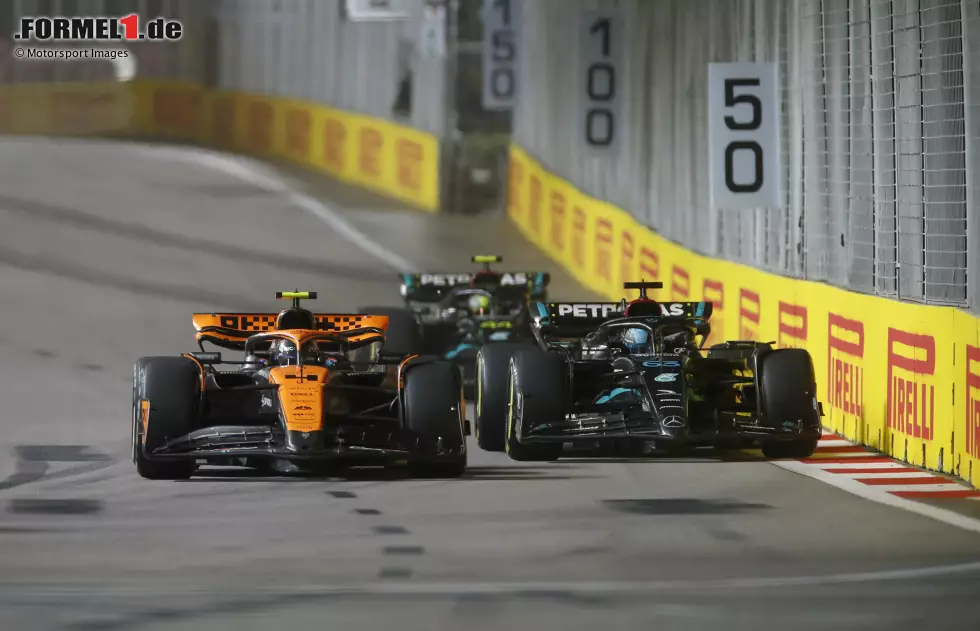 Lando Norris (1): Er liegt bei uns genau an der Grenze zwischen 1 und 2. Einerseits bekam er P2 auf der Strecke "geschenkt", weil Leclerc beim Service warten musste und die Mercedes-Fahrer einen zusätzlichen Stopp einlegten. Die 1 gibt es am Ende trotzdem, weil er sich stark gegen Russell verteidigte und sich das Ergebnis so verdiente. Foto zur News: Lando Norris (1): Er liegt bei uns genau an der Grenze zwischen 1 und 2. Einerseits bekam er P2 auf der Strecke "geschenkt", weil Leclerc beim Service warten musste und die Mercedes-Fahrer einen zusätzlichen Stopp einlegten. Die 1 gibt es am Ende trotzdem, weil er sich stark gegen Russell verteidigte und sich das Ergebnis so verdiente.