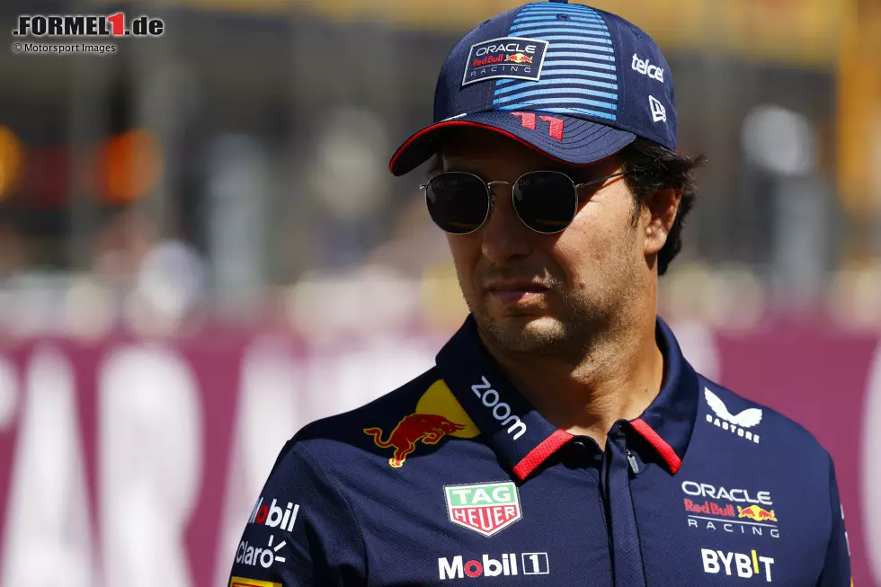 Sergio Perez (Redaktion: 3) - Das gleiche Spiel wie bei Sainz: Weil auch er den Unfall hätte verhindern können, reicht es bei uns nicht zur 2. Ansonsten ein starkes Wochenende von ihm. Aber das bringt natürlich nichts, wenn man es nicht ins Ziel bringt ... Foto zur News: Sergio Perez (Redaktion: 3) - Das gleiche Spiel wie bei Sainz: Weil auch er den Unfall hätte verhindern können, reicht es bei uns nicht zur 2. Ansonsten ein starkes Wochenende von ihm. Aber das bringt natürlich nichts, wenn man es nicht ins Ziel bringt ...