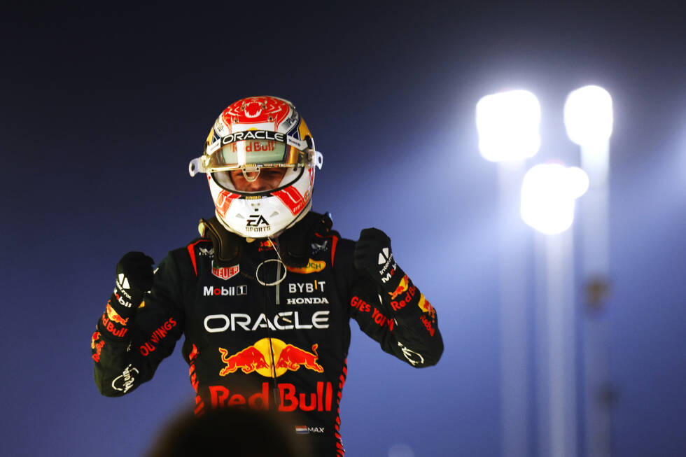 Foto zur News: 2023: Max Verstappen führt beim Saisonauftakt in Bahrain einen Red-Bull-Doppelsieg an. Und dabei bleibt es im ...