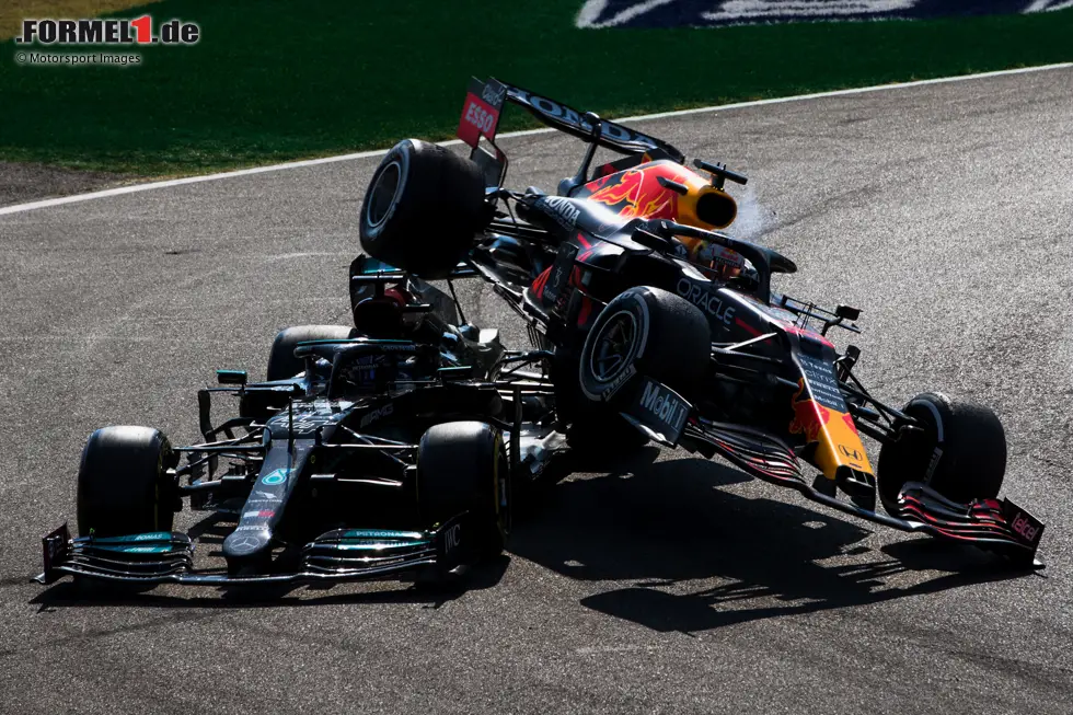 Foto zur News: 4. Max Verstappen (Red Bull) beim Großen Preis von Italien 2021 - Grund: Unfall
