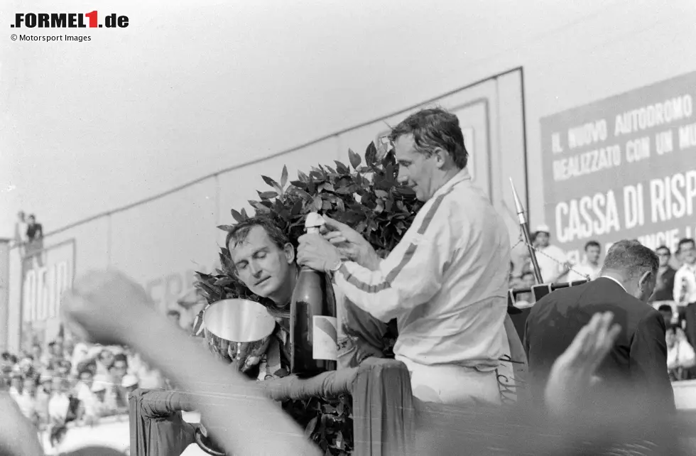 Ludovico Scarfiotti (Italien): Von P2 kommend stürmt Ferrari-Fahrer Scarfiotti zum Heimsieg beim Italien-Grand-Prix in Monza 1966. Es bleibt sein einziger Formel-1-Erfolg. Foto zur News: Ludovico Scarfiotti (Italien): Von P2 kommend stürmt Ferrari-Fahrer Scarfiotti zum Heimsieg beim Italien-Grand-Prix in Monza 1966. Es bleibt sein einziger Formel-1-Erfolg.