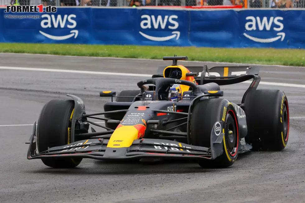 Red Bull tritt als Jaguar-Nachfolger seit 2005 in der Formel 1 an, hat sich aber rasch einen Namen gemacht, obwohl es anfangs viele Zweifler gab. Mit 119 Siegen liegt der Rennstall an vierter Stelle der ewigen Siegerliste, mit sechs Konstrukteurstiteln an Platz sechs. Foto zur News: Red Bull tritt als Jaguar-Nachfolger seit 2005 in der Formel 1 an, hat sich aber rasch einen Namen gemacht, obwohl es anfangs viele Zweifler gab. Mit 119 Siegen liegt der Rennstall an vierter Stelle der ewigen Siegerliste, mit sechs Konstrukteurstiteln an Platz sechs.