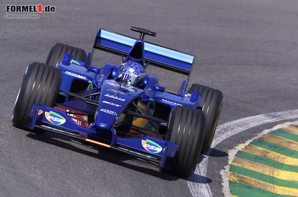 2001: Jean Alesi ist der Starfahrer bei Prost, aber als Frentzens Platz bei Jordan frei wird, zögert er nicht lange und ... Foto zur News: 2001: Jean Alesi ist der Starfahrer bei Prost, aber als Frentzens Platz bei Jordan frei wird, zögert er nicht lange und ...