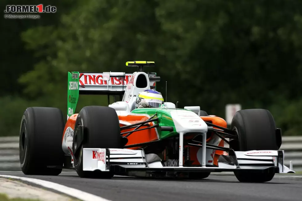 2009: Beim Belgien-Grand-Prix trumpft Giancarlo Fisichella als Stammfahrer von Force India noch richtig auf und fährt von der Poleposition zu Platz zwei hinter Kimi Räikkönen im Ferrari, aber schon ... Foto zur News: 2009: Beim Belgien-Grand-Prix trumpft Giancarlo Fisichella als Stammfahrer von Force India noch richtig auf und fährt von der Poleposition zu Platz zwei hinter Kimi Räikkönen im Ferrari, aber schon ...