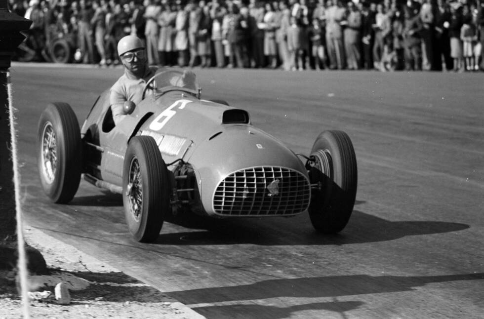 Foto zur News: Italien 1950: Dorino Serafini (Italien) - sein erstes und einziges Formel-1-Rennen. Er teilt sich das Auto mit Alberto Ascari und kommt so auf den geteilten zweiten Platz.