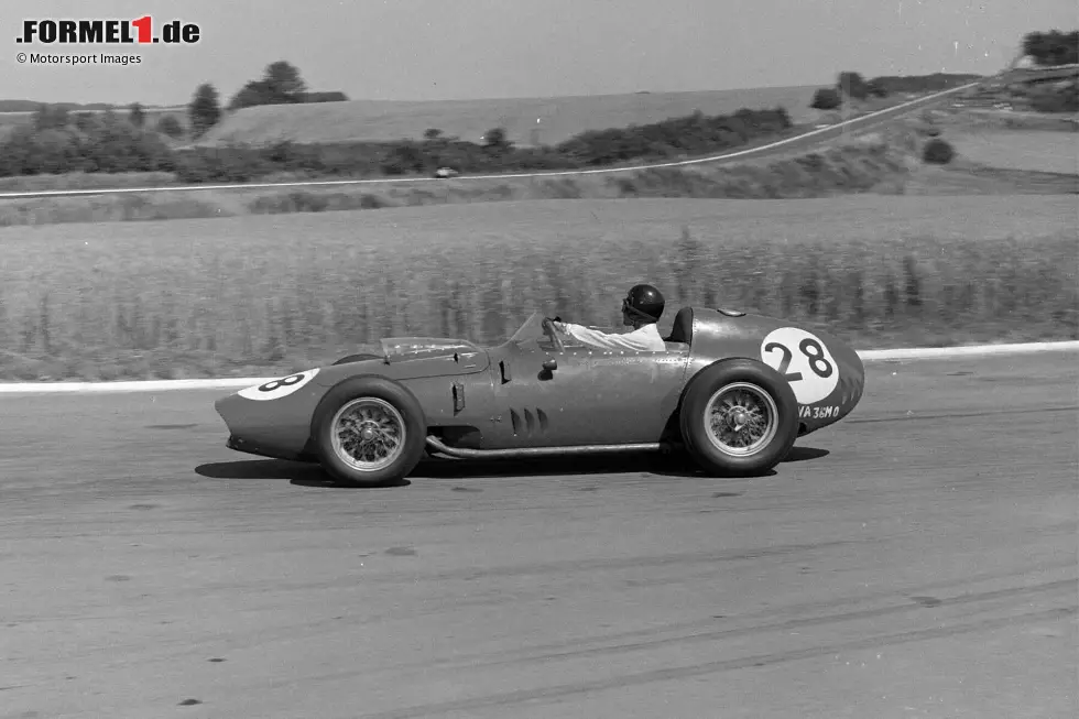 Bevor Dan Gurney sein eigenes Team in der Formel 1 an den Start bringt, startet er für Ferrari. Beim Debüt in Frankreich fällt er aber aus. Insgesamt vier seiner 87 Grands Prix fährt er in Rot. Foto zur News: Bevor Dan Gurney sein eigenes Team in der Formel 1 an den Start bringt, startet er für Ferrari. Beim Debüt in Frankreich fällt er aber aus. Insgesamt vier seiner 87 Grands Prix fährt er in Rot.