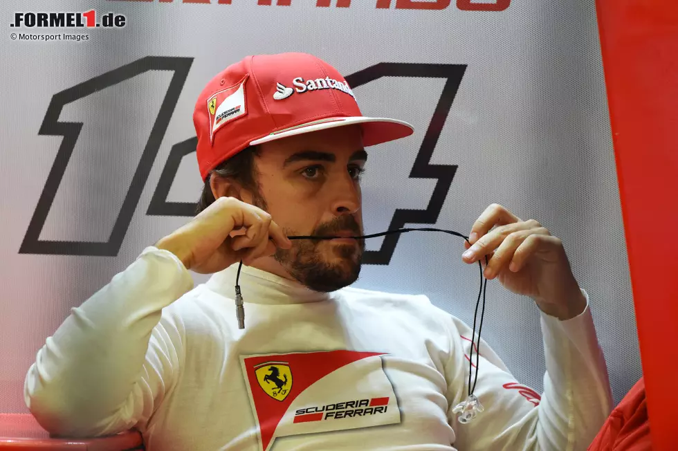 ... 2014 scheitert Alonso noch zwei weitere Male als Zweiter an Vettel und bleibt in seinem letzten Ferrari-Jahr sogar komplett sieglos. Dann gibt Alonso auf und wechselt zu McLaren, das ab 2015 mit schwachen Honda-Antrieben komplett abstürzt und Alonso noch mehr frustriert. Foto zur News: ... 2014 scheitert Alonso noch zwei weitere Male als Zweiter an Vettel und bleibt in seinem letzten Ferrari-Jahr sogar komplett sieglos. Dann gibt Alonso auf und wechselt zu McLaren, das ab 2015 mit schwachen Honda-Antrieben komplett abstürzt und Alonso noch mehr frustriert.
