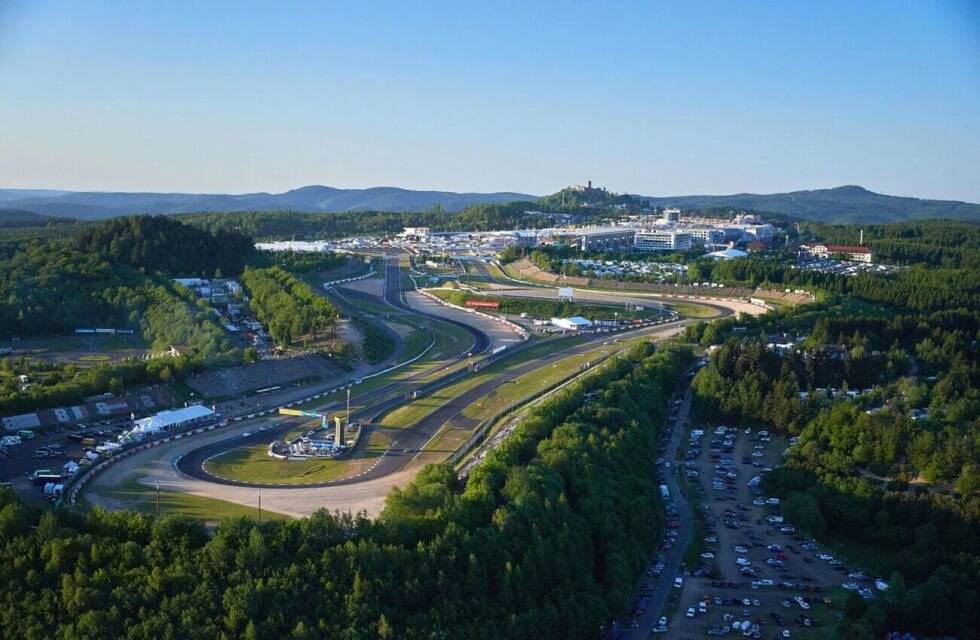 Foto zur News: Nürburgring bei Nürburg (Deutschland): Formel 1 1951-76 (mit Ausnahmen, auf der Nordschleife) sowie 1984-85, 1995-2013 und 2020 (auf dem Grand-Prix-Kurs)