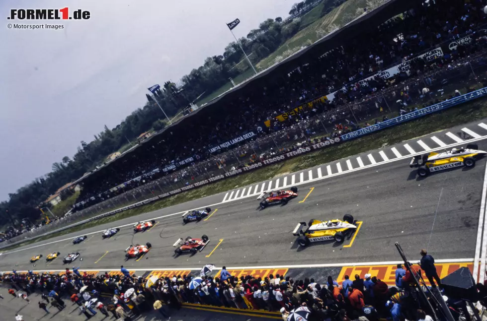 1982: Aus Protest über eine FIA-Entscheidung beim Brasilien-Grand-Prix bleiben einige der in der Konstrukteursvereinigung FOCA engagierten Teams dem Rennen in Imola fern. Es fehlen unter anderem McLaren, Lotus und Williams. Nur 14 Autos treten an. Foto zur News: 1982: Aus Protest über eine FIA-Entscheidung beim Brasilien-Grand-Prix bleiben einige der in der Konstrukteursvereinigung FOCA engagierten Teams dem Rennen in Imola fern. Es fehlen unter anderem McLaren, Lotus und Williams. Nur 14 Autos treten an.
