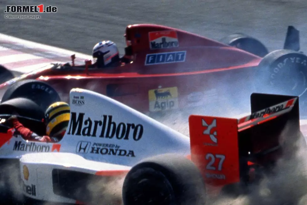 1990: Ayrton Senna nimmt Revanche für einen Unfall im Jahr zuvor an gleicher Stelle und führt in Suzuka absichtlich einen Crash mit seinem Ex-Teamkollegen Alain Prost herbei. Das entscheidet die WM: Senna wird Formel-1-Weltmeister 1990 vor Prost. Foto zur News: 1990: Ayrton Senna nimmt Revanche für einen Unfall im Jahr zuvor an gleicher Stelle und führt in Suzuka absichtlich einen Crash mit seinem Ex-Teamkollegen Alain Prost herbei. Das entscheidet die WM: Senna wird Formel-1-Weltmeister 1990 vor Prost.