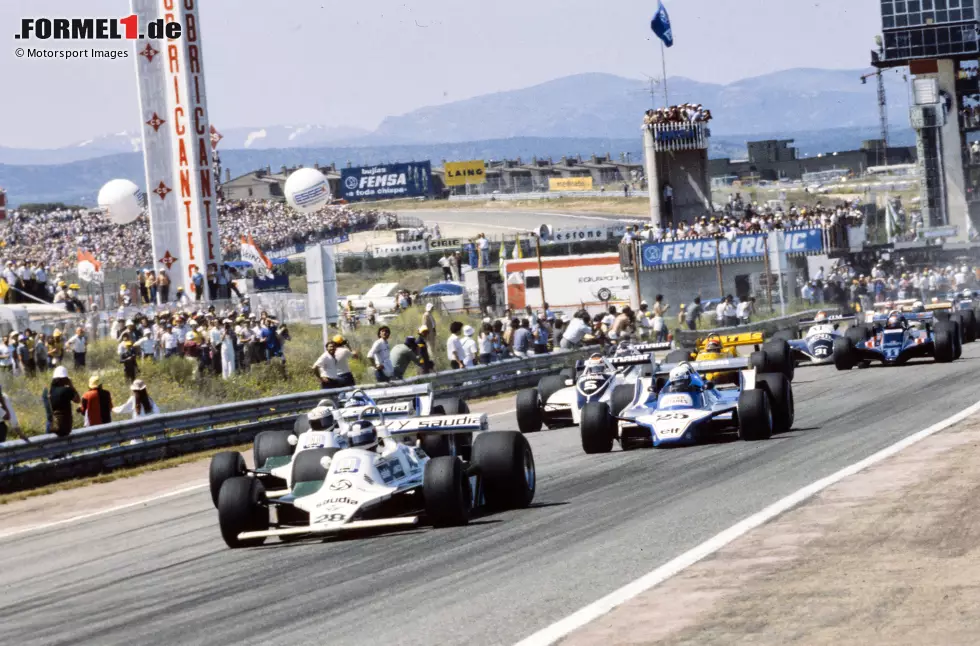 1980: Erstmals wird es richtig ernst im Streit zwischen Weltverband FIA und Konstrukteursvereinigung FOCA. Die Hersteller Alfa Romeo, Ferrari und Renault boykottieren den Spanien-Grand-Prix. Das Rennen findest zwar statt, verliert aber im Nachhinein seinen WM-Status: Es gibt keine Punkte. Foto zur News: 1980: Erstmals wird es richtig ernst im Streit zwischen Weltverband FIA und Konstrukteursvereinigung FOCA. Die Hersteller Alfa Romeo, Ferrari und Renault boykottieren den Spanien-Grand-Prix. Das Rennen findest zwar statt, verliert aber im Nachhinein seinen WM-Status: Es gibt keine Punkte.