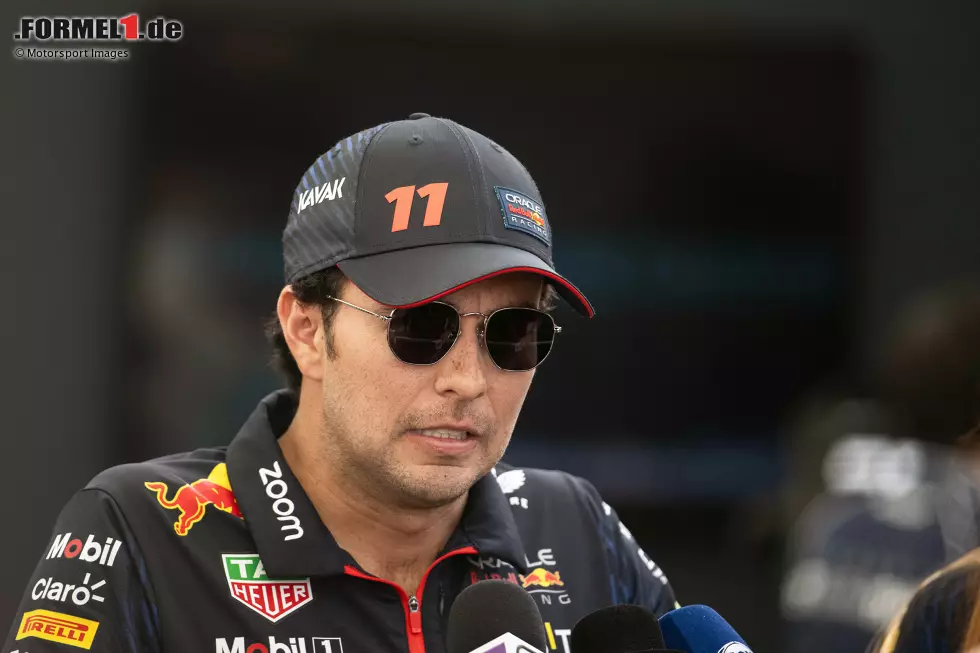 Sergio Perez (Red Bull): 7 Punkte - Kollision in Singapur (1), Überholen hinter dem Safety-Car in Japan (2), Kollision in Japan (2) und Kollision in Abu Dhabi (2) Foto zur News: Sergio Perez (Red Bull): 7 Punkte - Kollision in Singapur (1), Überholen hinter dem Safety-Car in Japan (2), Kollision in Japan (2) und Kollision in Abu Dhabi (2)
