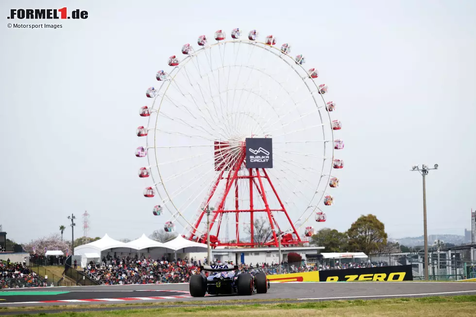 Platz 4: Japan/Suzuka (128/23-21-21-21-19-15-8) - Im Qualifying eine der besten Rennstrecken überhaupt, deshalb auch das hohe Voting bei vielen Redakteuren. Im Rennen kann Japan aber nicht ganz mit den besten Strecken mithalten, und der Kollege, dem Spa zum Hals raushängt, dem geht es mit Suzuka fast ähnlich. Foto zur News: Platz 4: Japan/Suzuka (128/23-21-21-21-19-15-8) - Im Qualifying eine der besten Rennstrecken überhaupt, deshalb auch das hohe Voting bei vielen Redakteuren. Im Rennen kann Japan aber nicht ganz mit den besten Strecken mithalten, und der Kollege, dem Spa zum Hals raushängt, dem geht es mit Suzuka fast ähnlich.