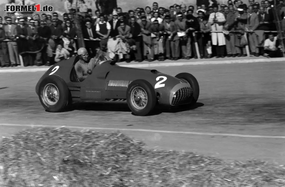Ein Rennen später gewann auch der spätere zweimalige Weltmeister Alberto Ascari sein erstes Rennen. Der Poleposition am Nürburgring ließ er einen souveränen Sieg mit einer halben Minute Vorsprung auf Juan Manuel Fangio folgen. Ein Rennen später in Monza gewann der Ferrari-Pilot sogar erneut. Foto zur News: Ein Rennen später gewann auch der spätere zweimalige Weltmeister Alberto Ascari sein erstes Rennen. Der Poleposition am Nürburgring ließ er einen souveränen Sieg mit einer halben Minute Vorsprung auf Juan Manuel Fangio folgen. Ein Rennen später in Monza gewann der Ferrari-Pilot sogar erneut.