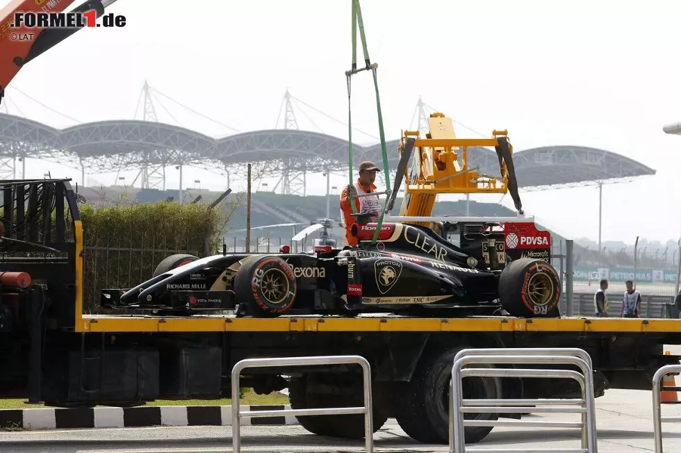 Von den elf Teams, die an der Premierensaison 2014 teilnahmen, sind heute nur noch fünf in der damaligen Form in der Startaufstellung: Mercedes, Red Bull, Williams, Ferrari und McLaren. Die anderen sechs Rennställe, also mehr als die Hälfte, sind nur noch unter einem anderen Namen oder gar nicht mehr mit dabei. Foto zur News: Von den elf Teams, die an der Premierensaison 2014 teilnahmen, sind heute nur noch fünf in der damaligen Form in der Startaufstellung: Mercedes, Red Bull, Williams, Ferrari und McLaren. Die anderen sechs Rennställe, also mehr als die Hälfte, sind nur noch unter einem anderen Namen oder gar nicht mehr mit dabei.