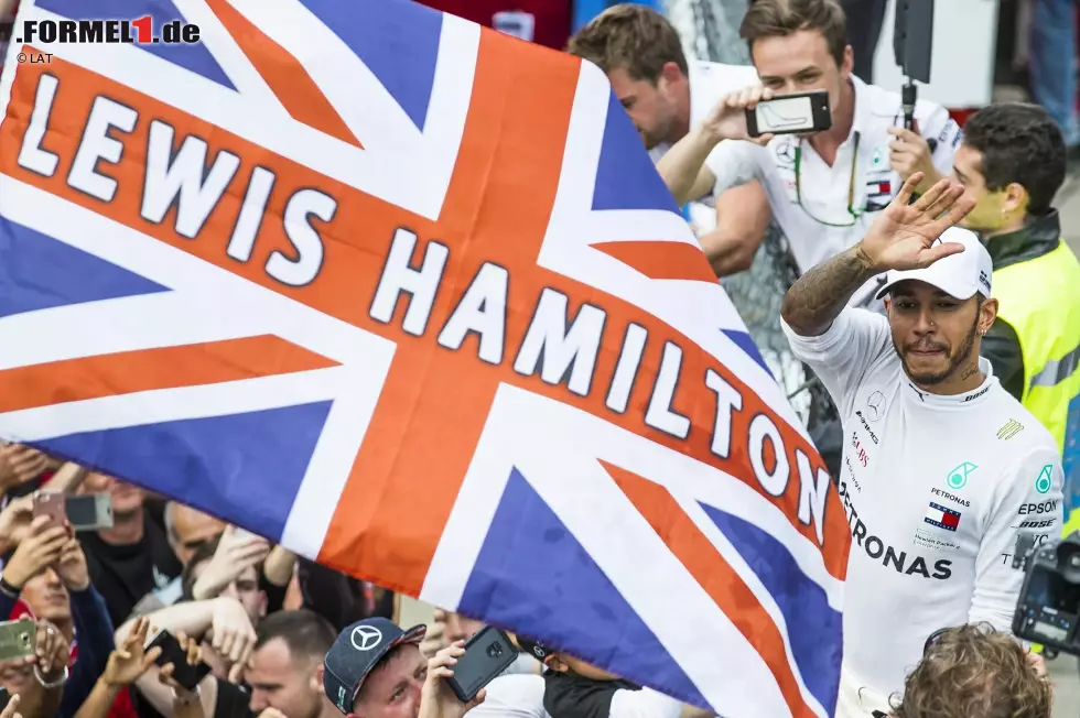 Damit liegt Deutschland übrigens auf dem zweiten Platz hinter Großbritannien. Das Vereinigte Königreich brachte es bislang auf neun Fahrer: Lewis Hamilton, Lando Norris, George Russell, Jenson Button, Jolyon Palmer, Will Stevens, Max Chilton, Jack Aitken und Paul di Resta. Foto zur News: Damit liegt Deutschland übrigens auf dem zweiten Platz hinter Großbritannien. Das Vereinigte Königreich brachte es bislang auf neun Fahrer: Lewis Hamilton, Lando Norris, George Russell, Jenson Button, Jolyon Palmer, Will Stevens, Max Chilton, Jack Aitken und Paul di Resta.