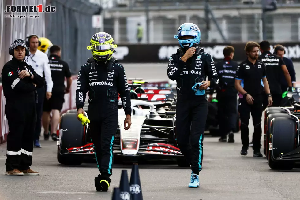 Lewis Hamilton (Redaktion: 3) - Wir haben den Rekordchampion etwas schlechter gesehen. Im Qualifying langsamer als der Teamkollege, im Rennen steckte er dann lange hinter diesem, obwohl Russells Auto beschädigt war. Nach vorne wäre aber sowieso nicht mehr gegangen. Foto zur News: Lewis Hamilton (Redaktion: 3) - Wir haben den Rekordchampion etwas schlechter gesehen. Im Qualifying langsamer als der Teamkollege, im Rennen steckte er dann lange hinter diesem, obwohl Russells Auto beschädigt war. Nach vorne wäre aber sowieso nicht mehr gegangen.