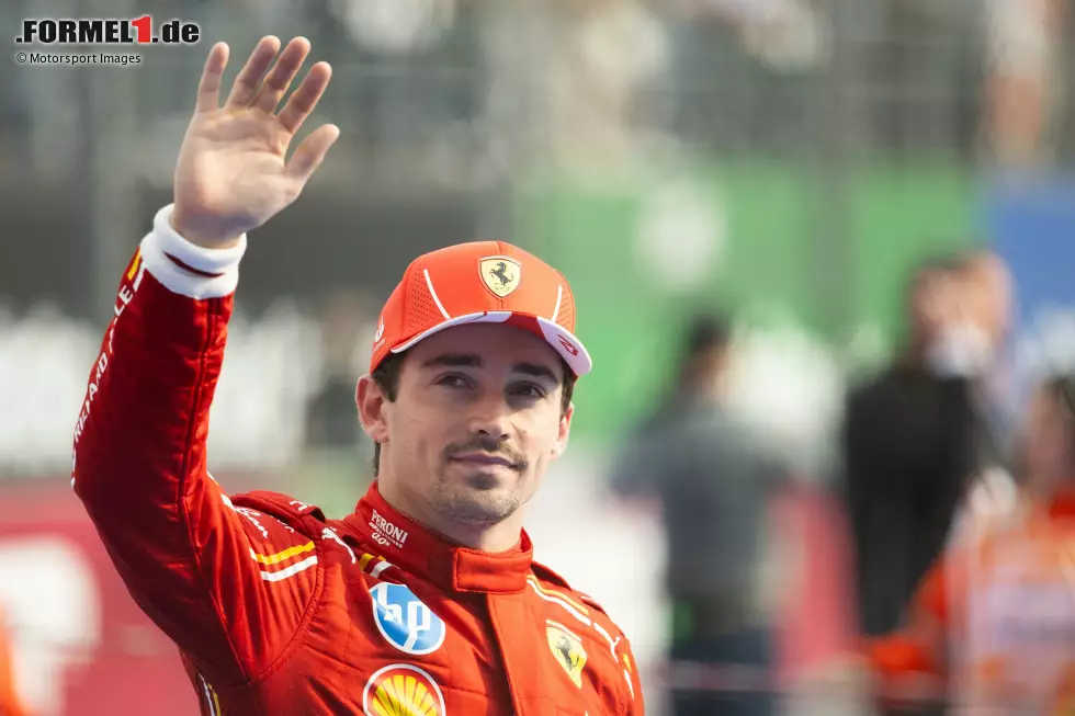 Charles Leclerc (Redaktion: 3) - Das sehen wir ähnlich, deshalb gibt es auch von uns nur eine 3. War am ganzen Wochenende langsamer als der Teamkollege und nach seinem Ausrutscher, der Norris auf P2 brachte, konnte es dann endgültig keine bessere Note mehr sein. Foto zur News: Charles Leclerc (Redaktion: 3) - Das sehen wir ähnlich, deshalb gibt es auch von uns nur eine 3. War am ganzen Wochenende langsamer als der Teamkollege und nach seinem Ausrutscher, der Norris auf P2 brachte, konnte es dann endgültig keine bessere Note mehr sein.