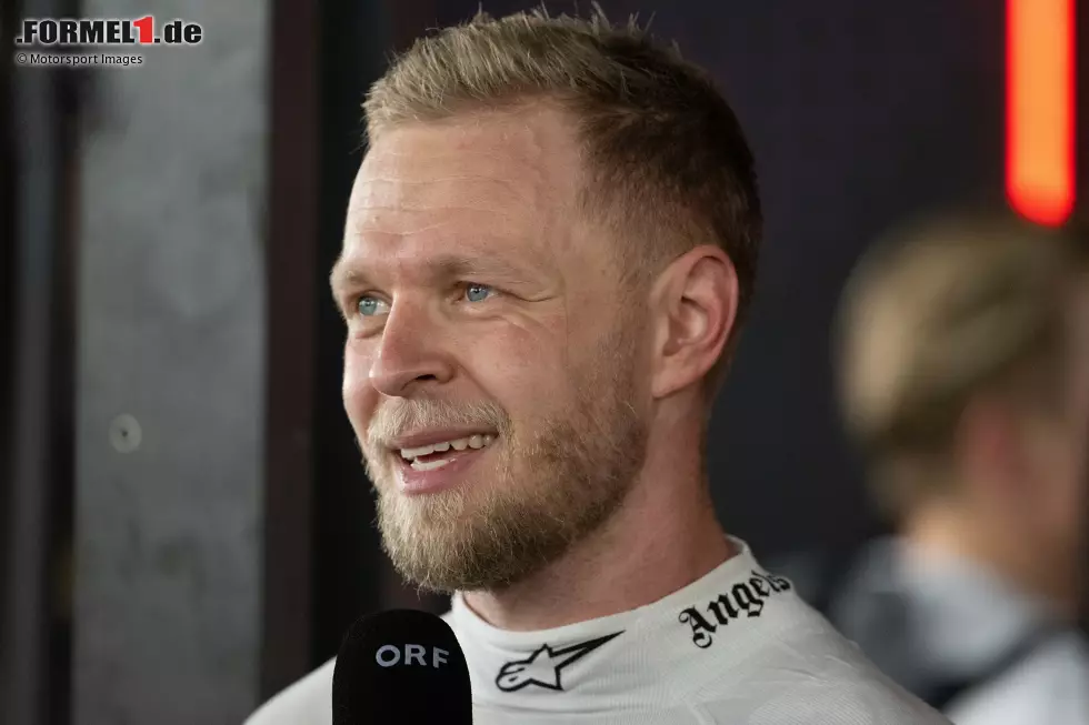 Kevin Magnussen (Redaktion: 2) - Auch mehrere Redakteure hätten ihm die Bestnote gegeben, letztendlich geht es aber ganz knapp an der 1 vorbei. Trotzdem ein starkes Wochenende, an dem er in Qualifying und Rennen jeweils "Best of the Rest" war. Foto zur News: Kevin Magnussen (Redaktion: 2) - Auch mehrere Redakteure hätten ihm die Bestnote gegeben, letztendlich geht es aber ganz knapp an der 1 vorbei. Trotzdem ein starkes Wochenende, an dem er in Qualifying und Rennen jeweils "Best of the Rest" war.